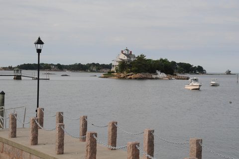 Thimble Islands from Stony Creek
