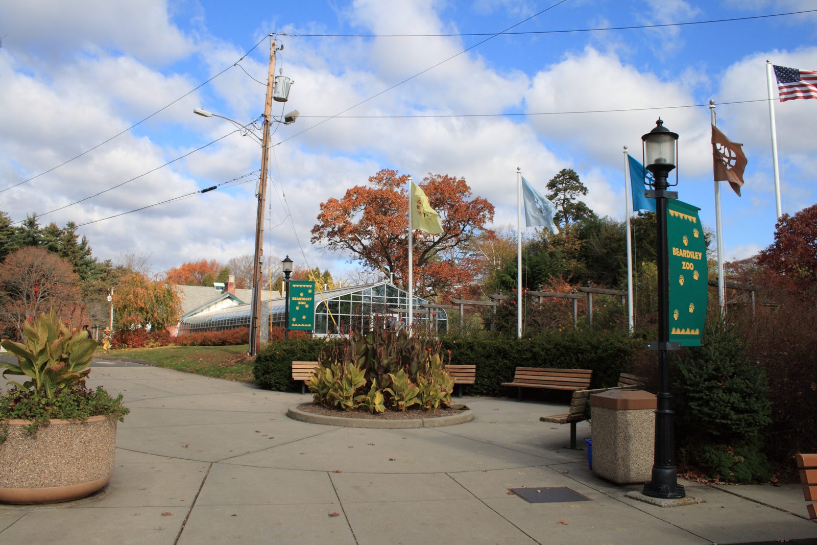 Beardsley Zoo entrance