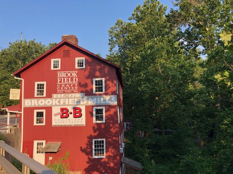 Brookfield Craft Center (Brookfield Mills)
