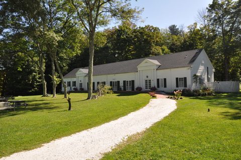 Music Mountain, Gordon Hall