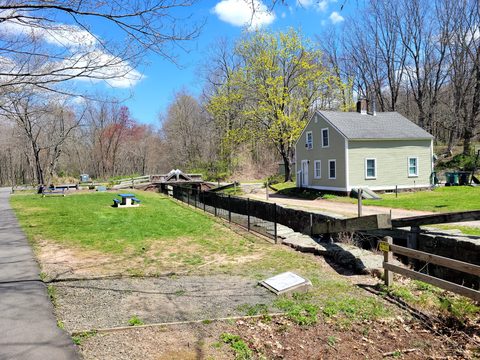 Lock 12 Historical Park