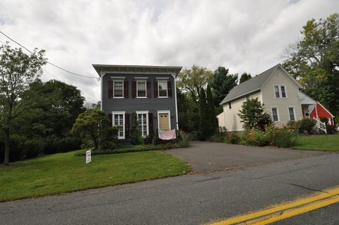 Middletown Upper Houses Historic District