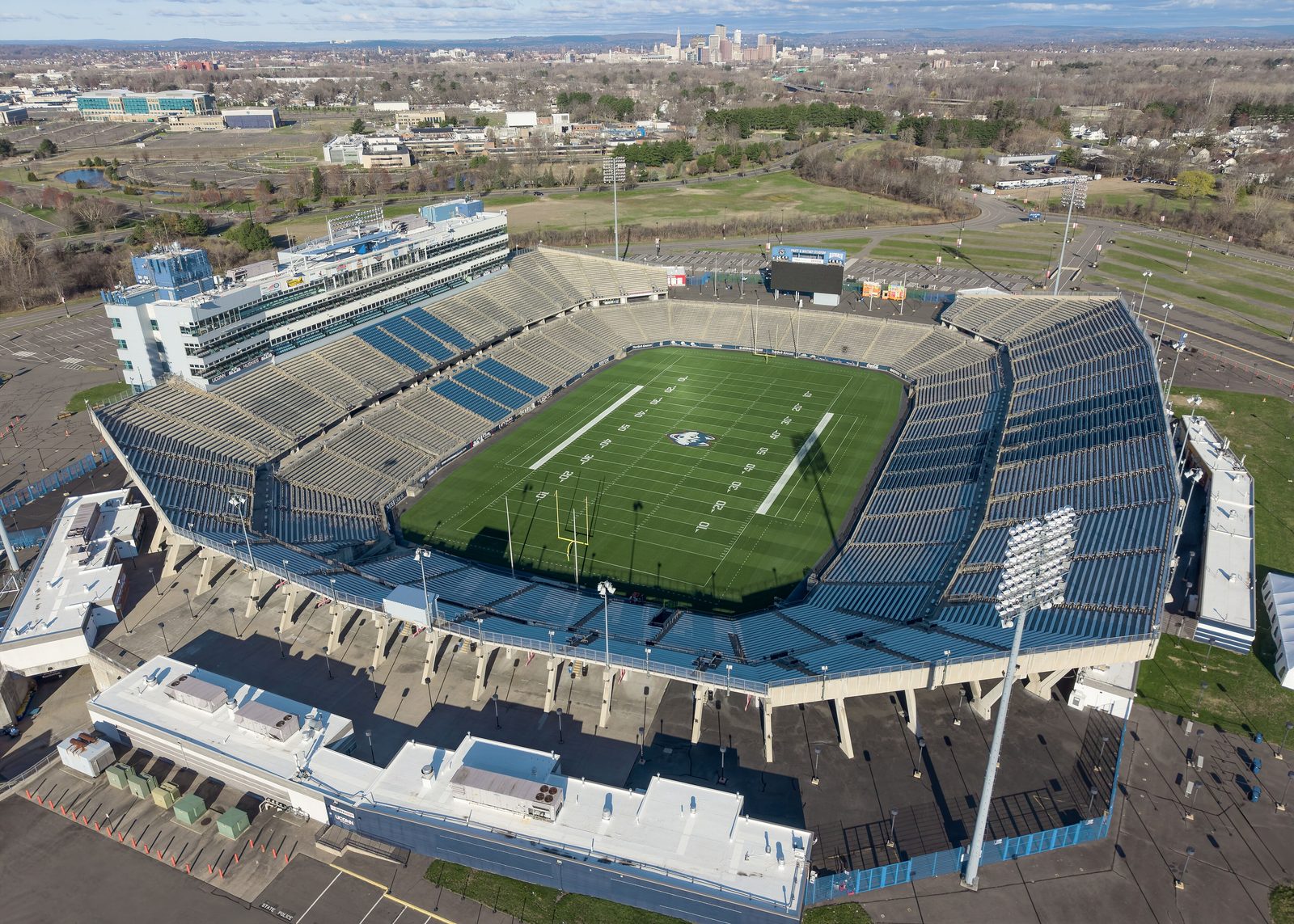 Pratt & Whitney Stadium at Rentschler Field