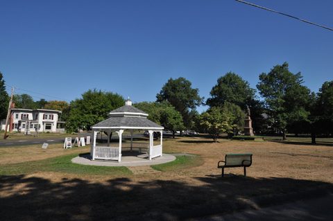 Granby town green
