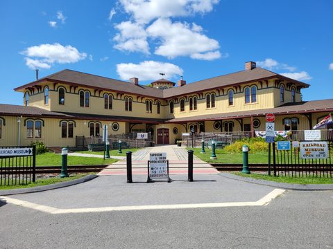 Canaan Union Depot