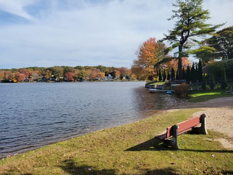 Fall Mountain Lake