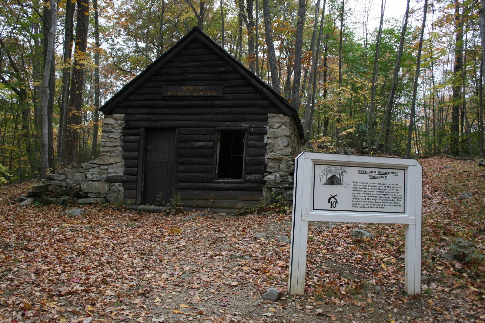 Putnam Memorial State Park log hut