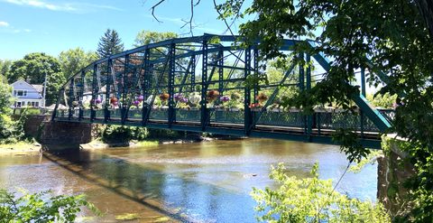 Old Drake Hill Flower Bridge