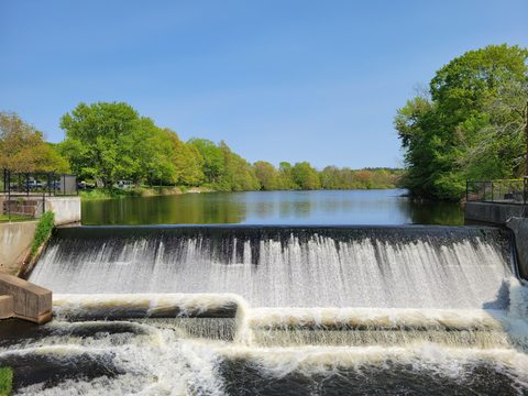Somersville millpond and dam