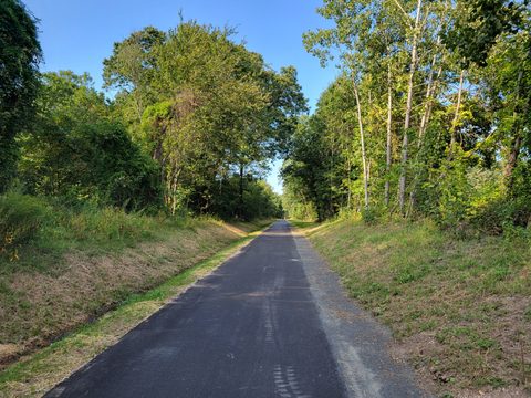Farmington Canal Heritage Trail, Southington