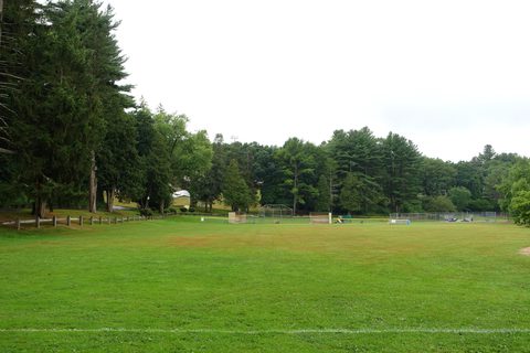 Hyde Park, Stafford Springs