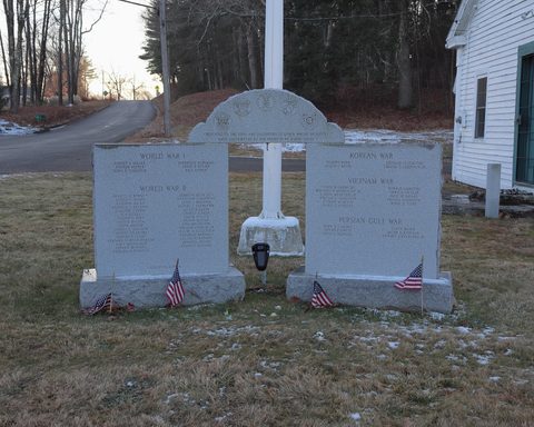 Union town green war memorial