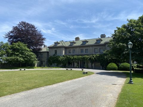 Eolia Mansion