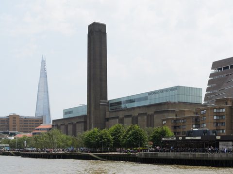Tate Modern in the former Bankside Power Station, seen across the Thames
