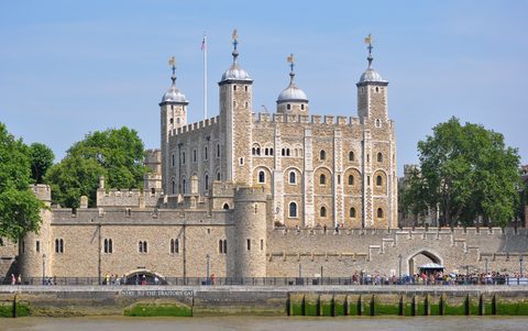 The Tower of London from the Thames, Tower Hill