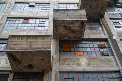 Atrium balconies, Brooklyn Army Terminal