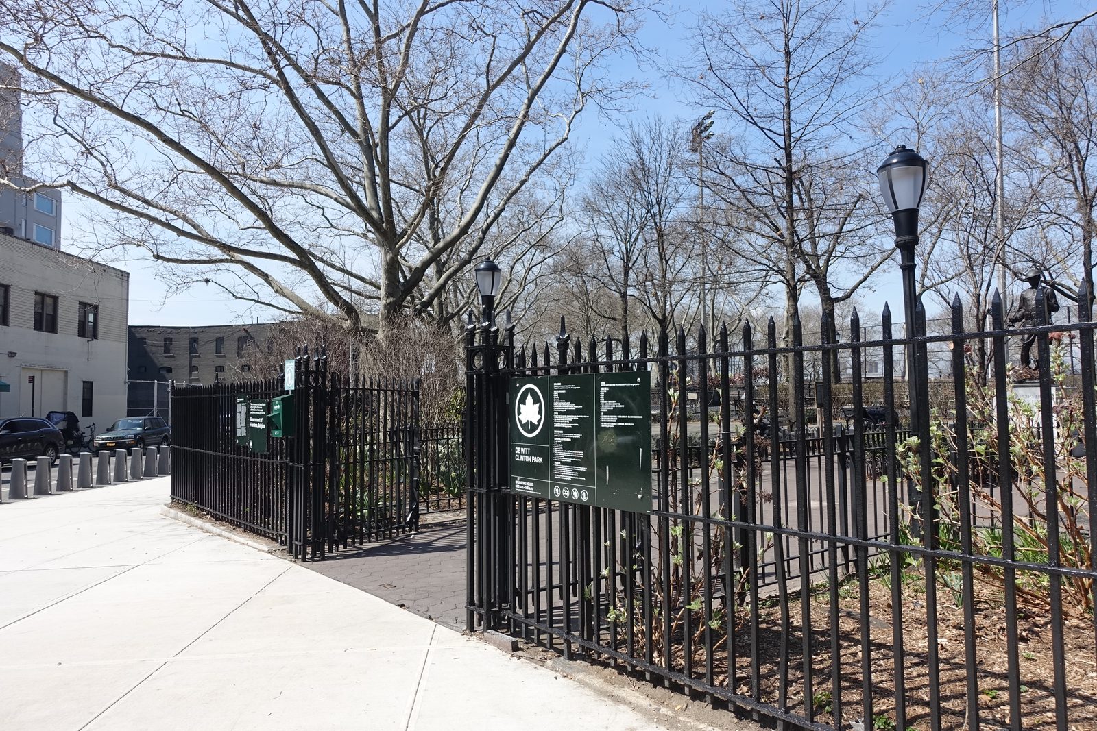 DeWitt Clinton Park