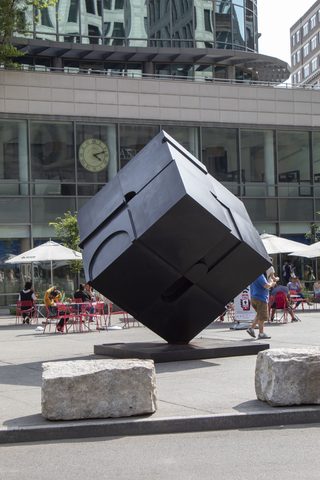 Astor Place Cube (Alamo)