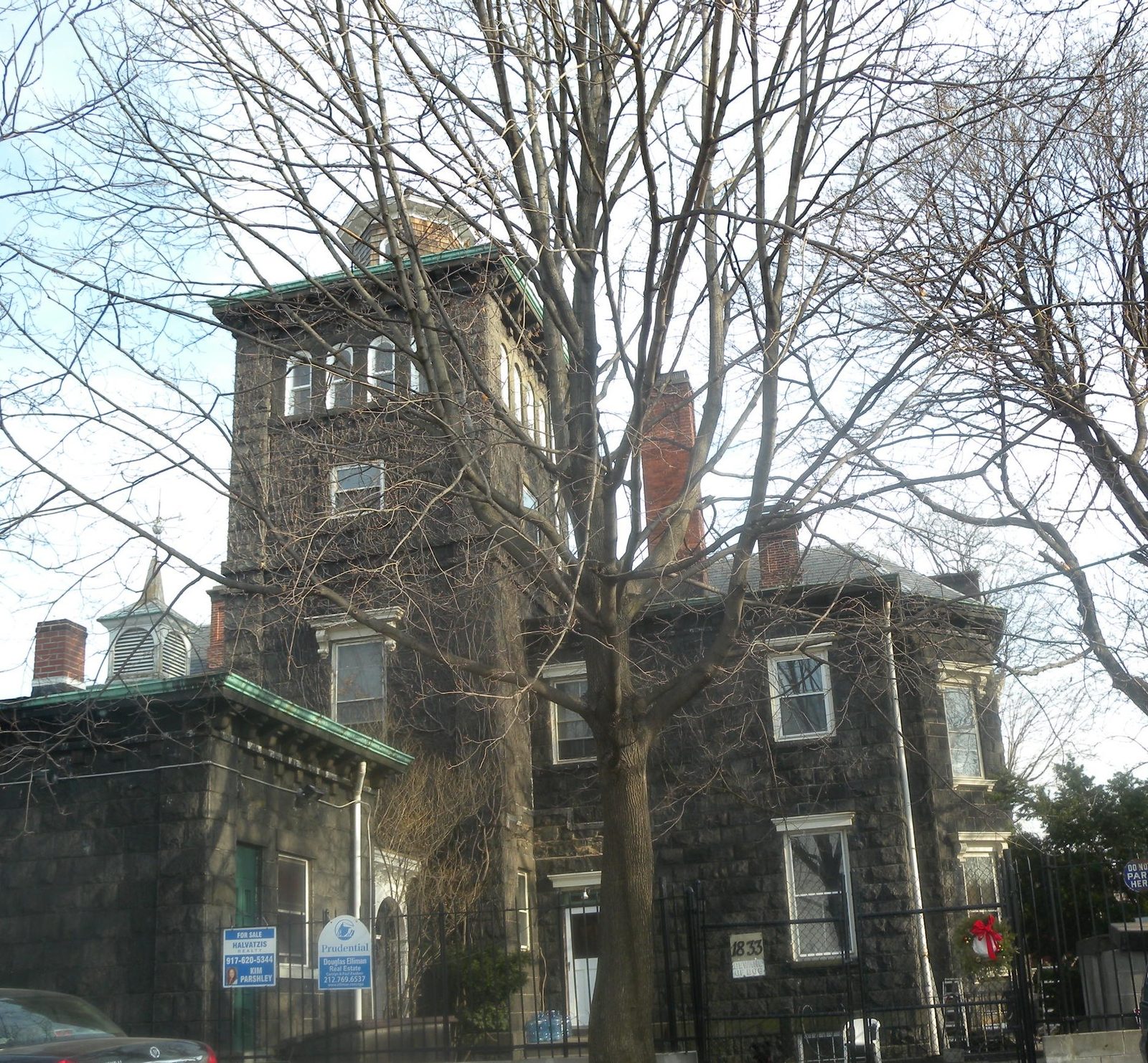 Steinway Mansion seen from 41st Street